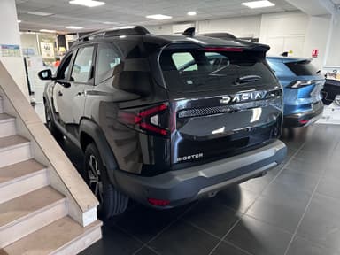 Photo de dacia bigster (3)
