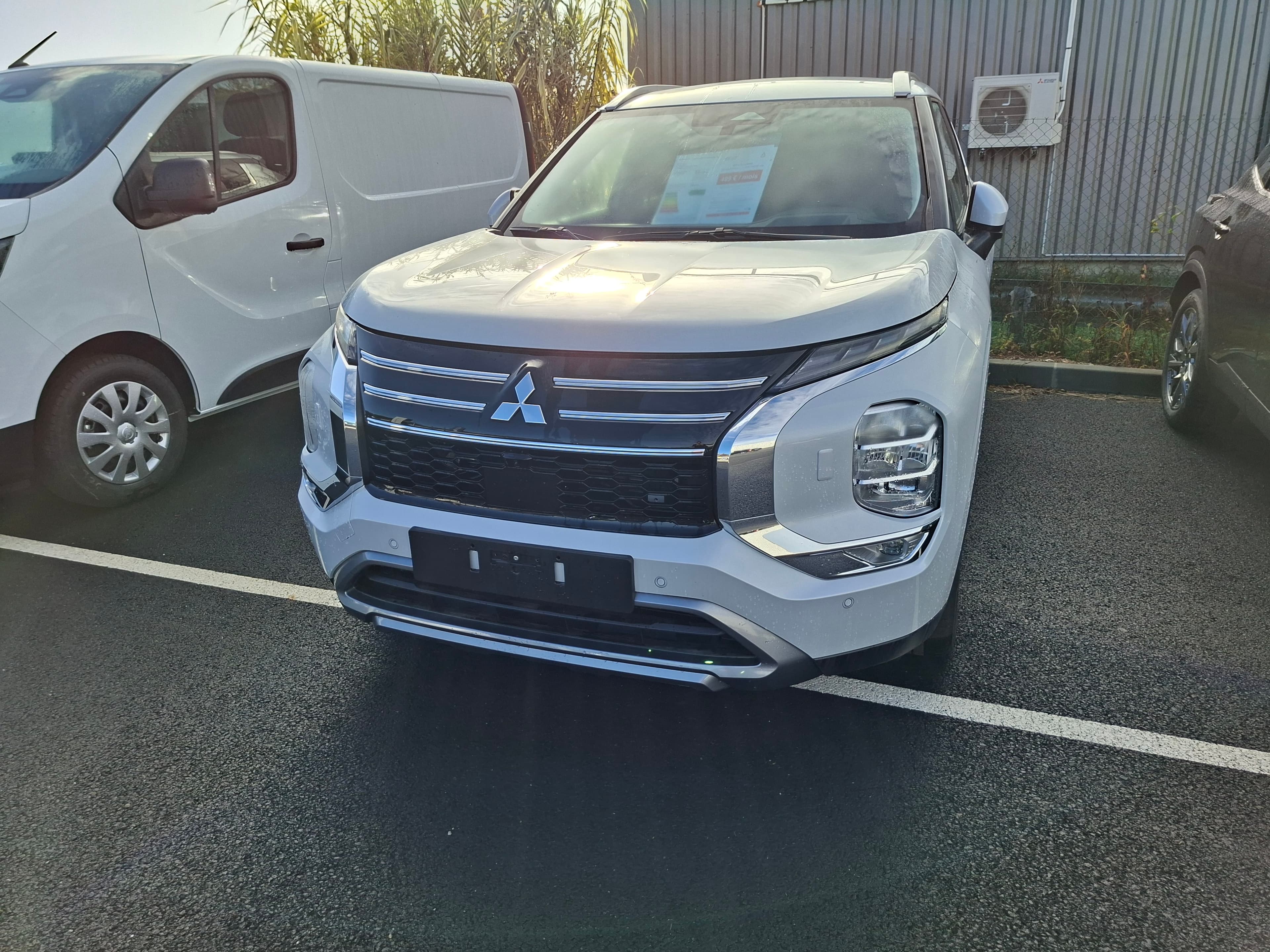 Photo de mitsubishi outlander (1)