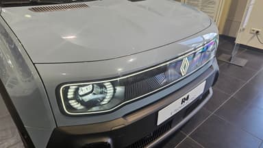 Photo de renault r4 (4)