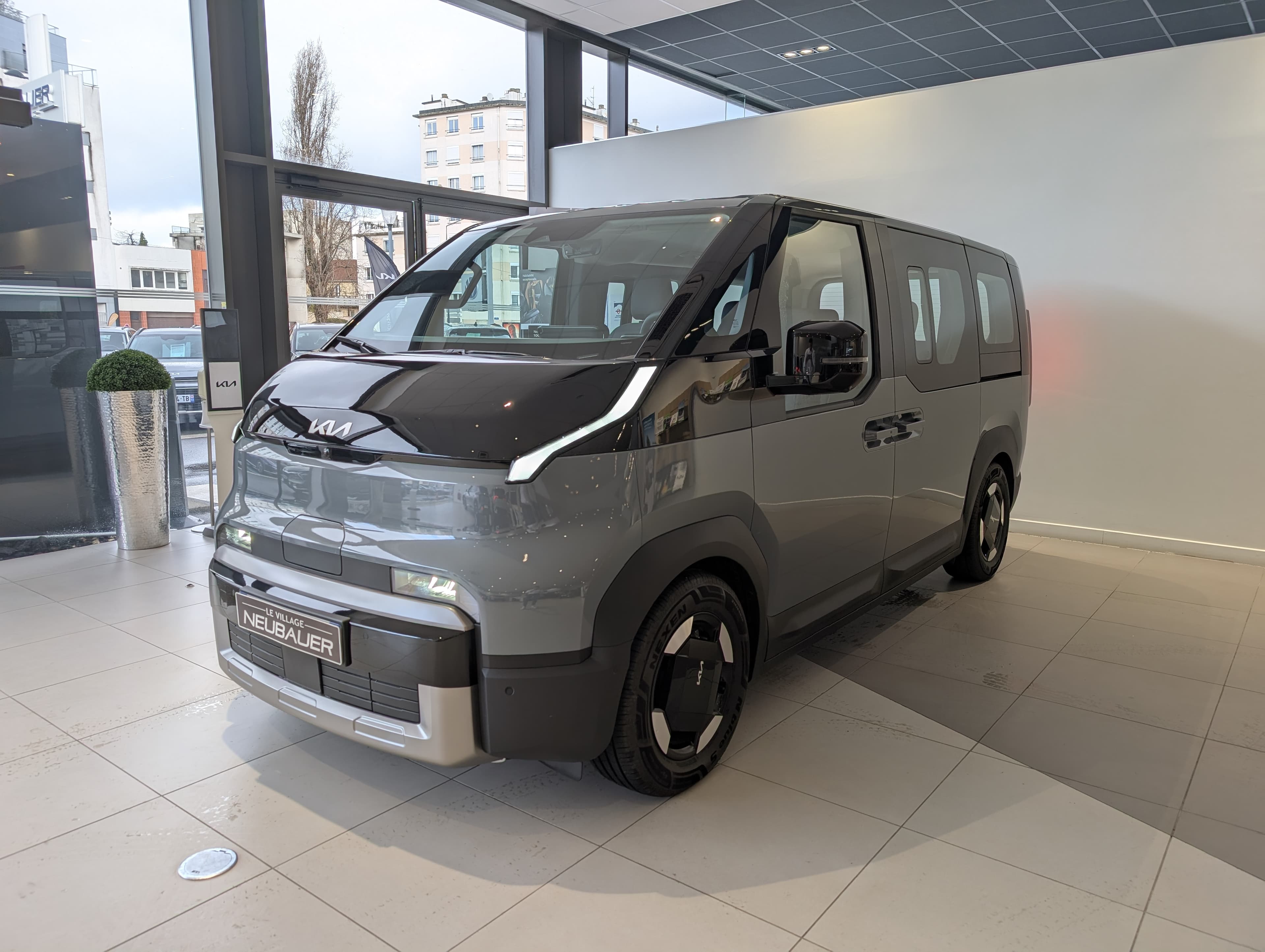 Photo de kia pv5 (1)