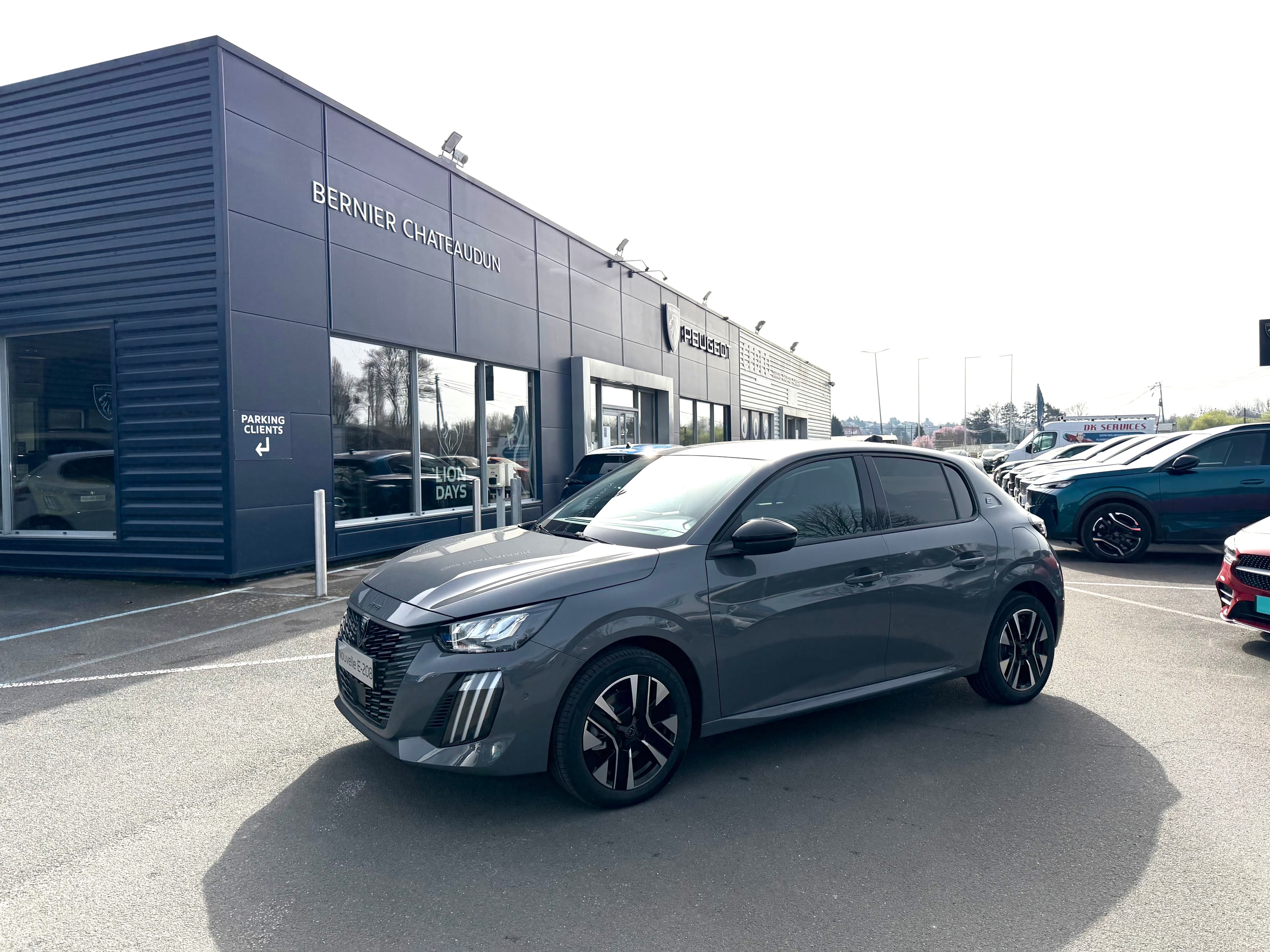 Photo de peugeot 208 (1)