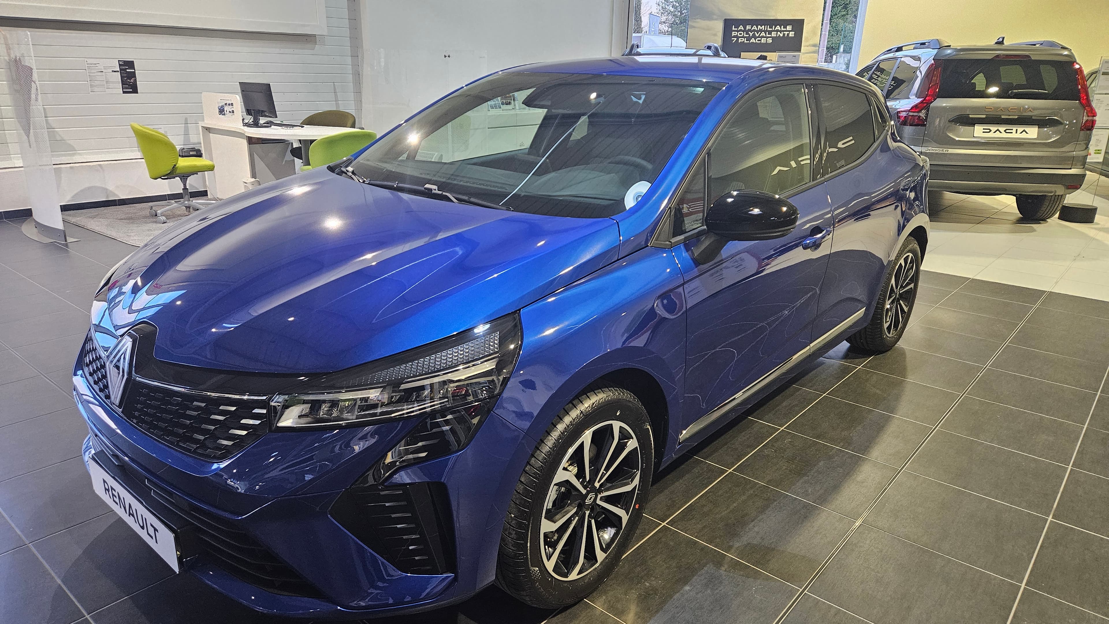 Photo de renault clio (1)