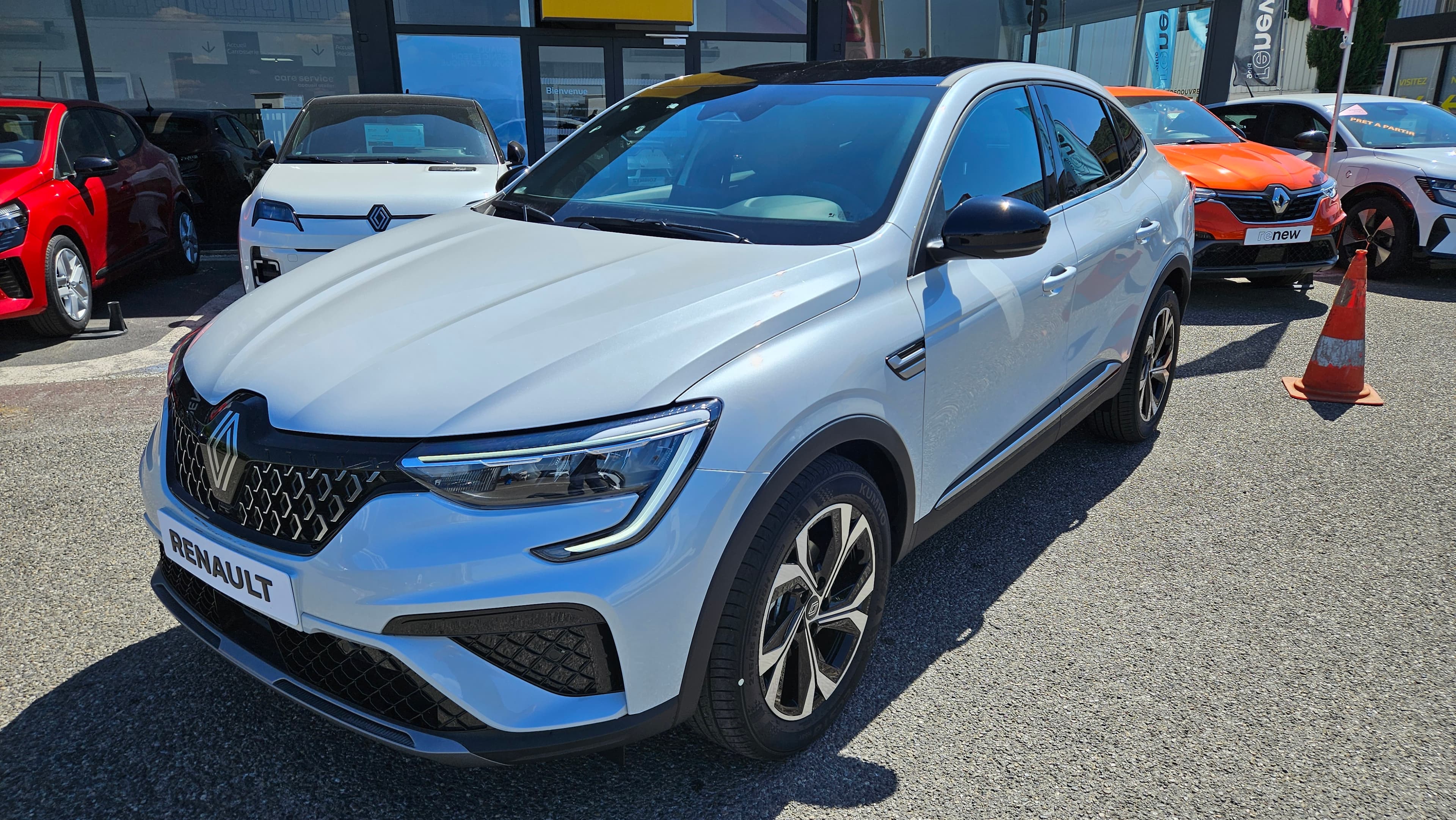 Photo de renault arkana (1)