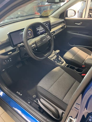 Photo de kia stonic (4)