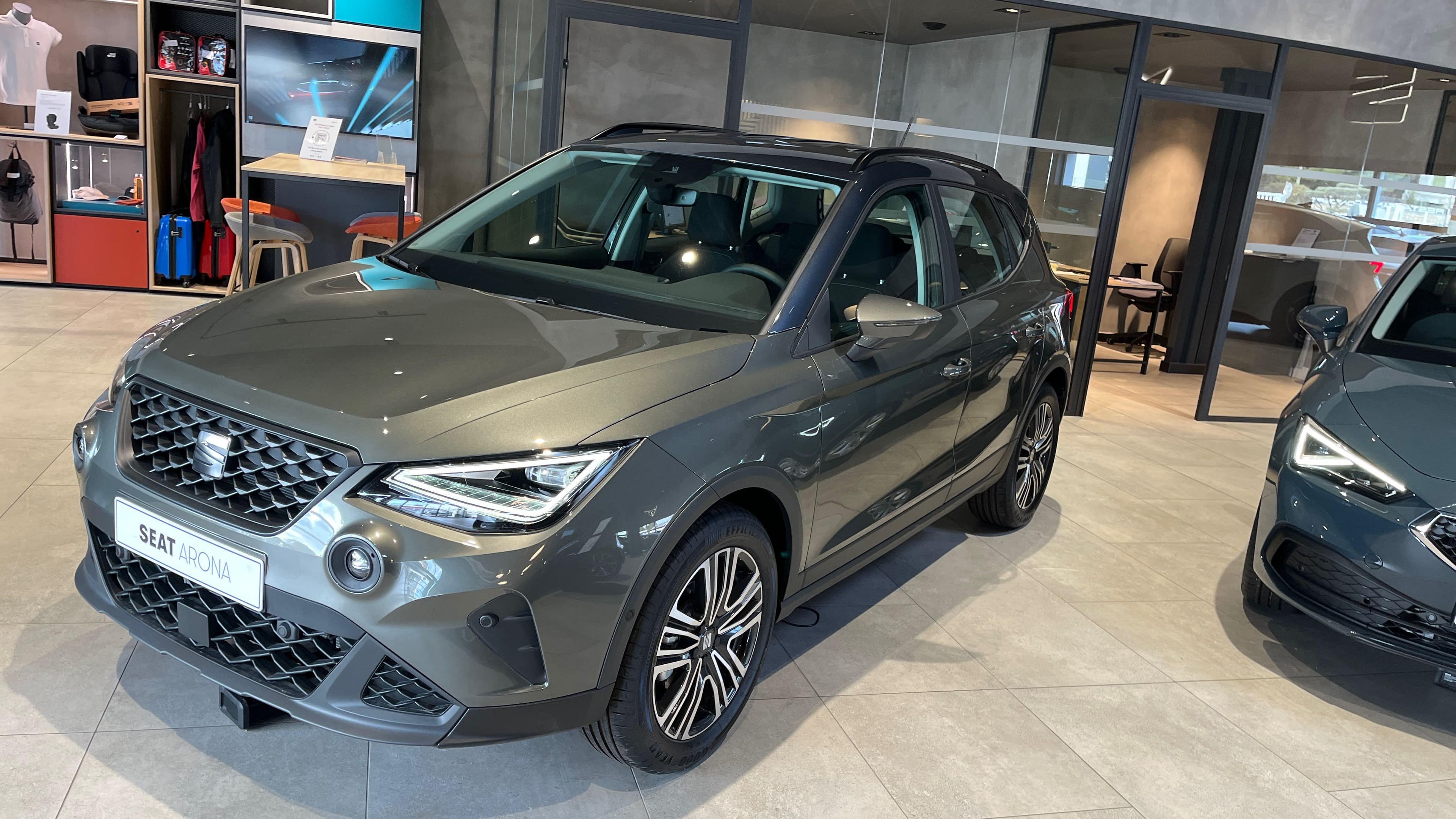 Photo de seat arona (1)