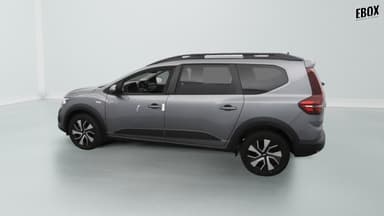 Photo de dacia jogger (3)