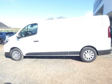 Photo de nissan primastar (2)