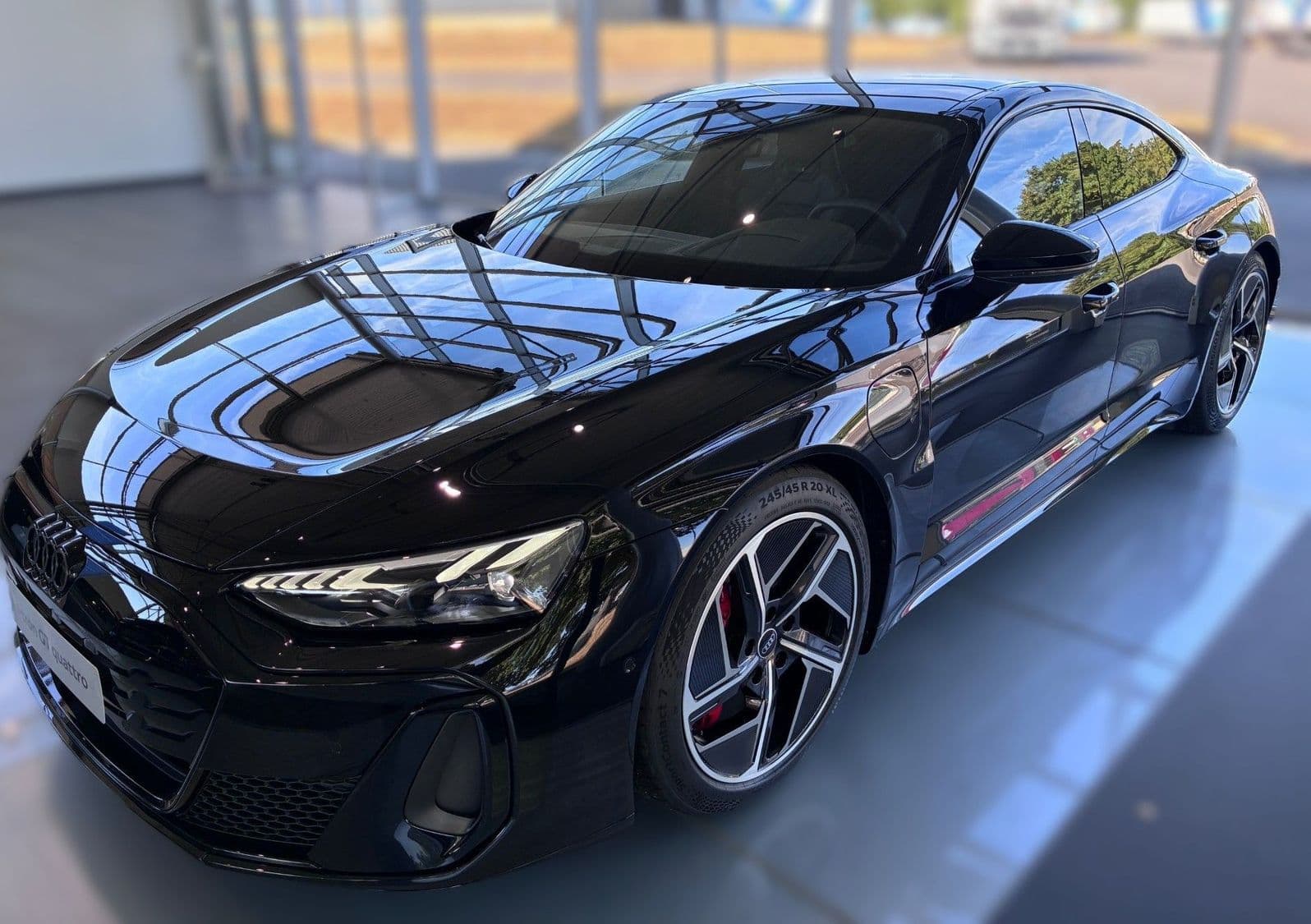 Photo de audi s e-tron gt (1)
