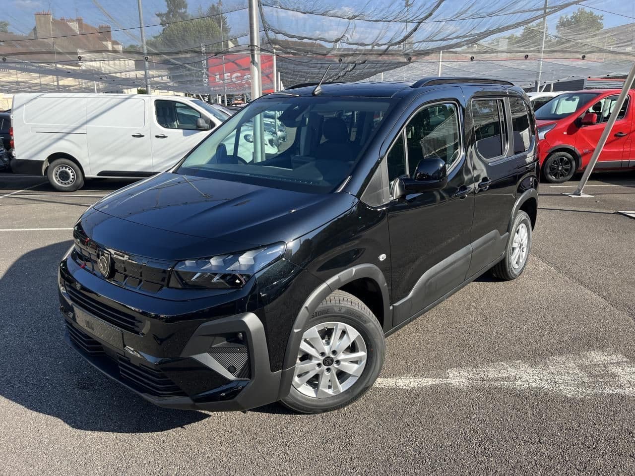 Photo de peugeot rifter (1)