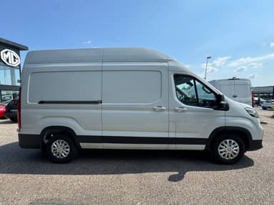 Photo de maxus edeliver9 (3)