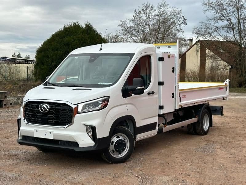 Photo de maxus deliver9 (1)