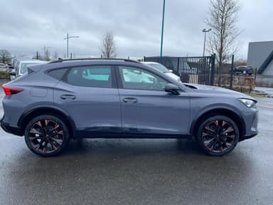 Photo de cupra formentor (3)