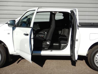 Photo de isuzu d-max (4)