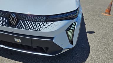 Photo de renault scenic (4)