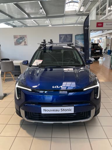 Photo de kia stonic (2)