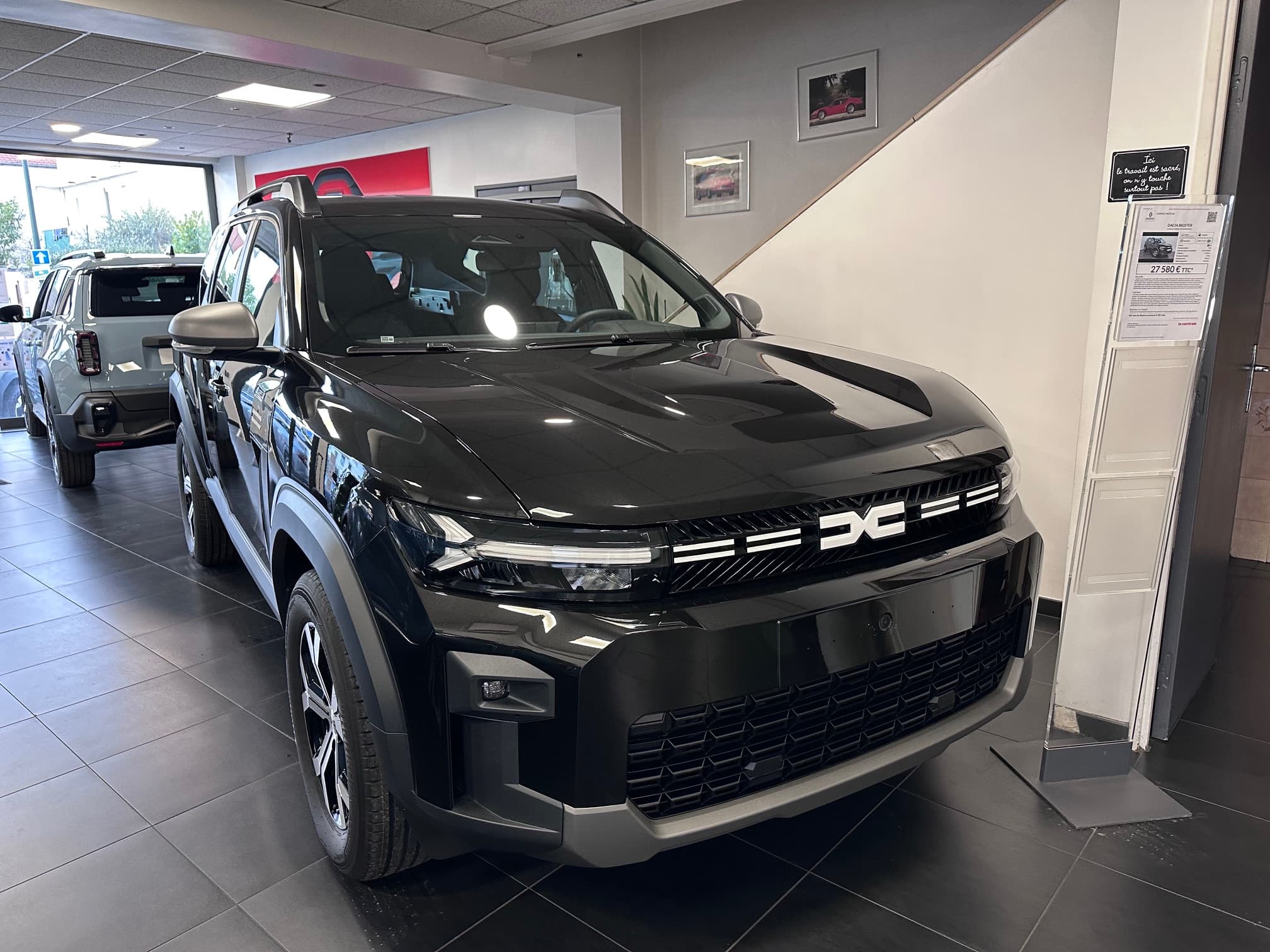 Photo de dacia bigster (1)