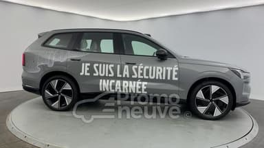 Photo de volvo ex90 (3)