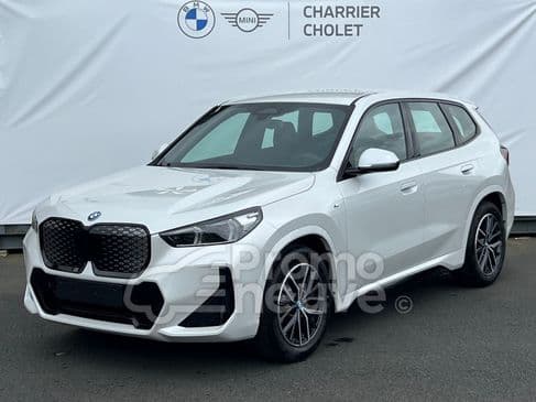 Photo de bmw ix1 (1)