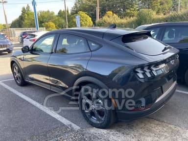 Photo de ford mustang mach-e (3)