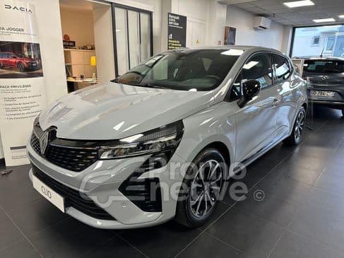 Photo de renault clio (1)