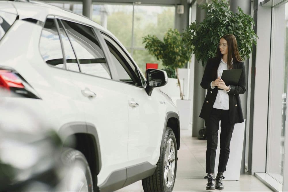 Annuler une commande de voiture neuve : peut-on faire marche arrière ?