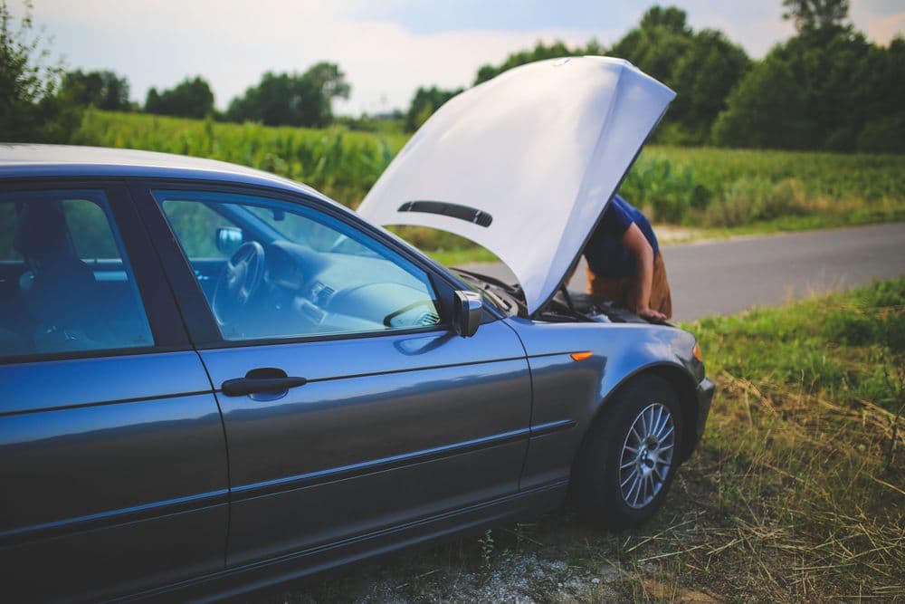 Vice caché sur une voiture neuve : que faire et quels sont vos droits ?
