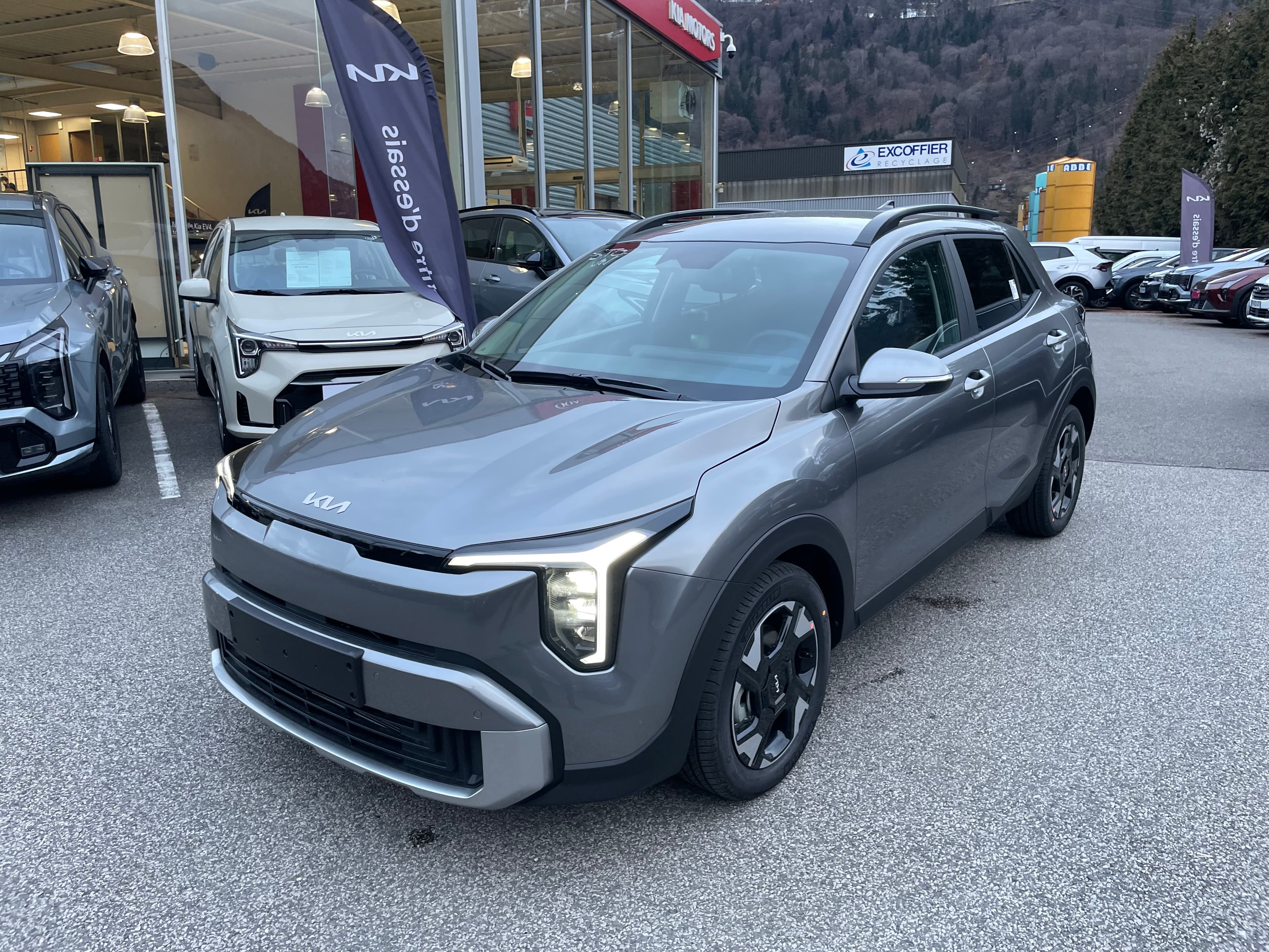 Photo de kia stonic (1)