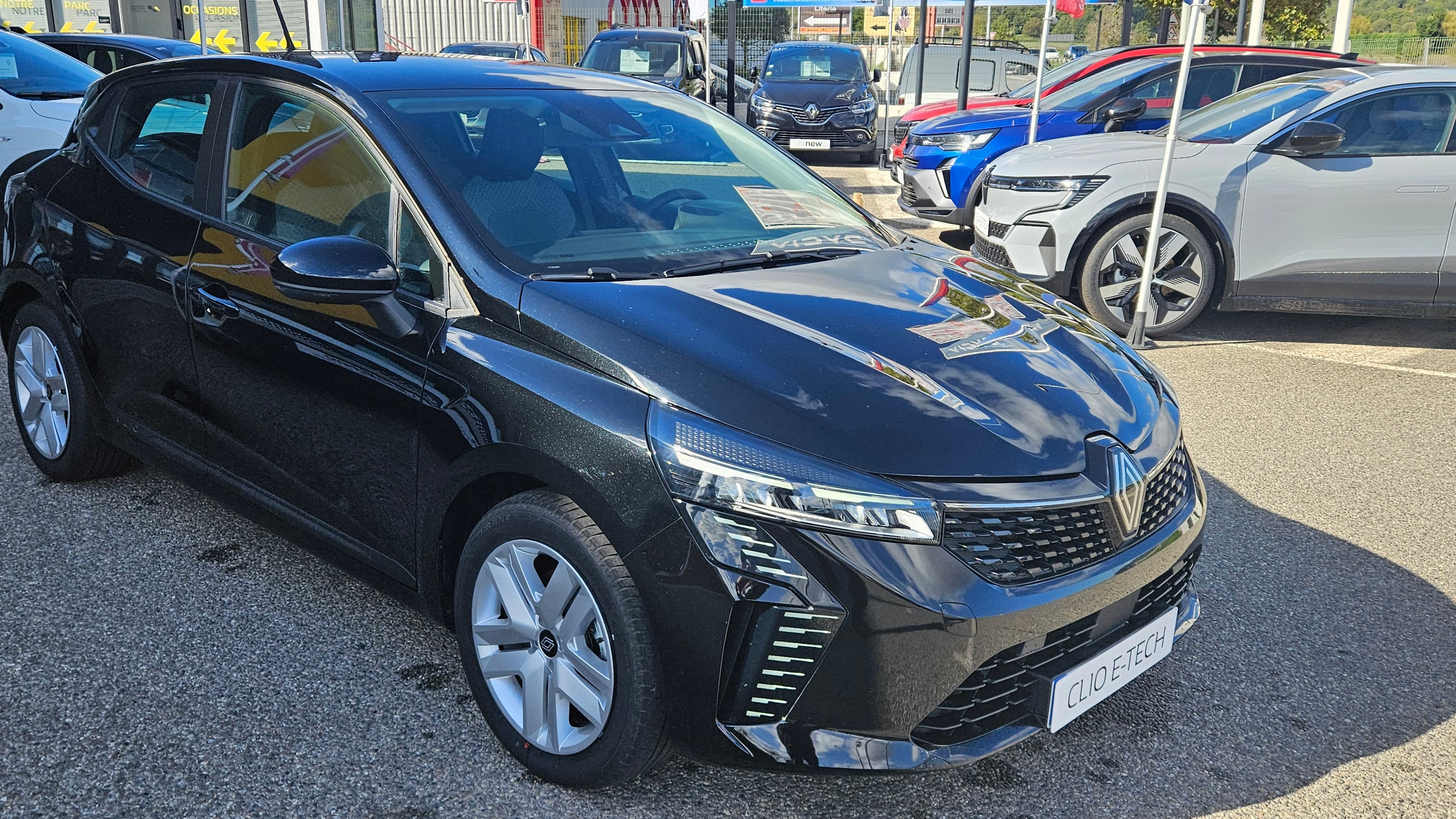 Photo de renault clio (1)