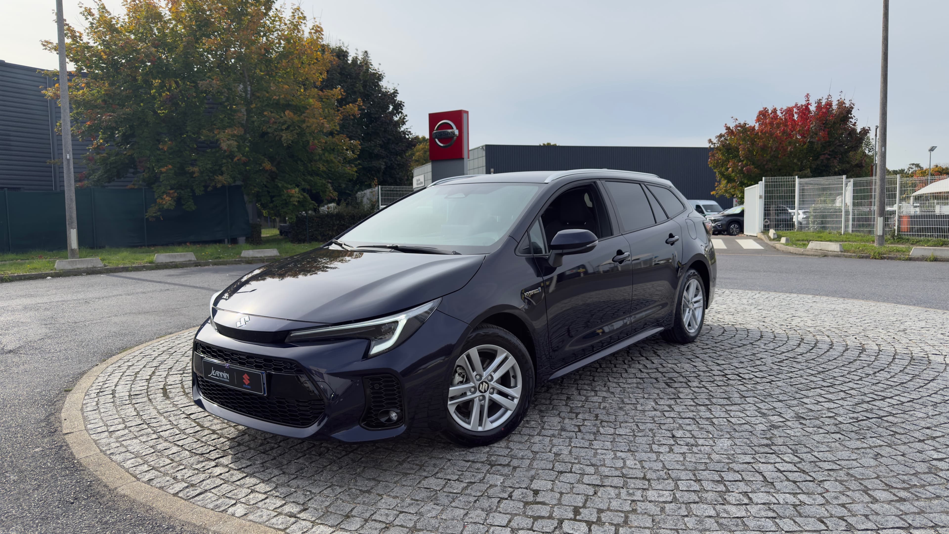 Photo de suzuki swace (1)