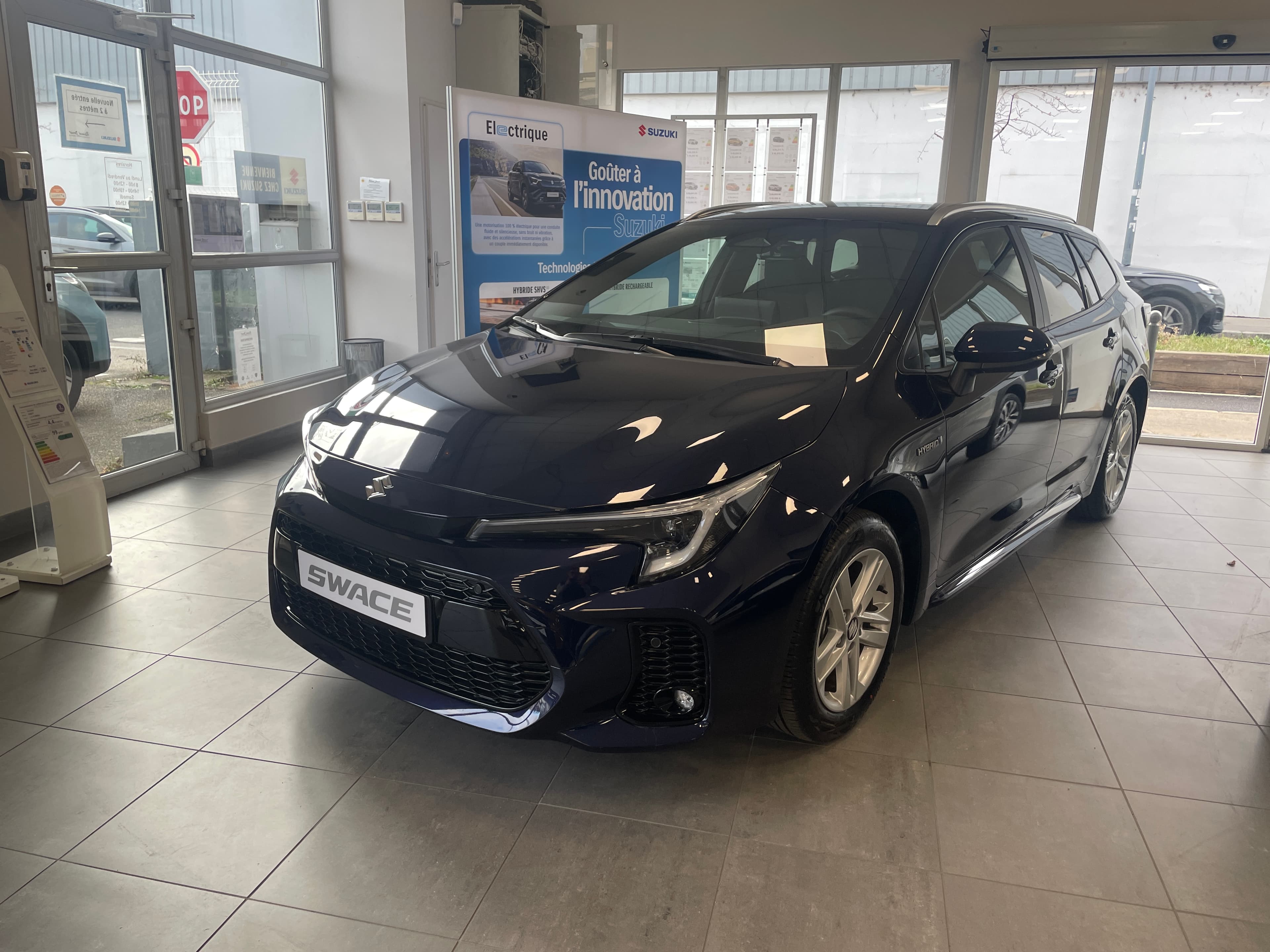 Photo de suzuki swace (1)