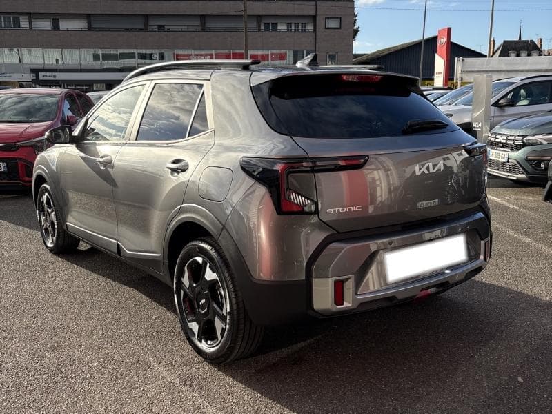 Photo de kia stonic (1)