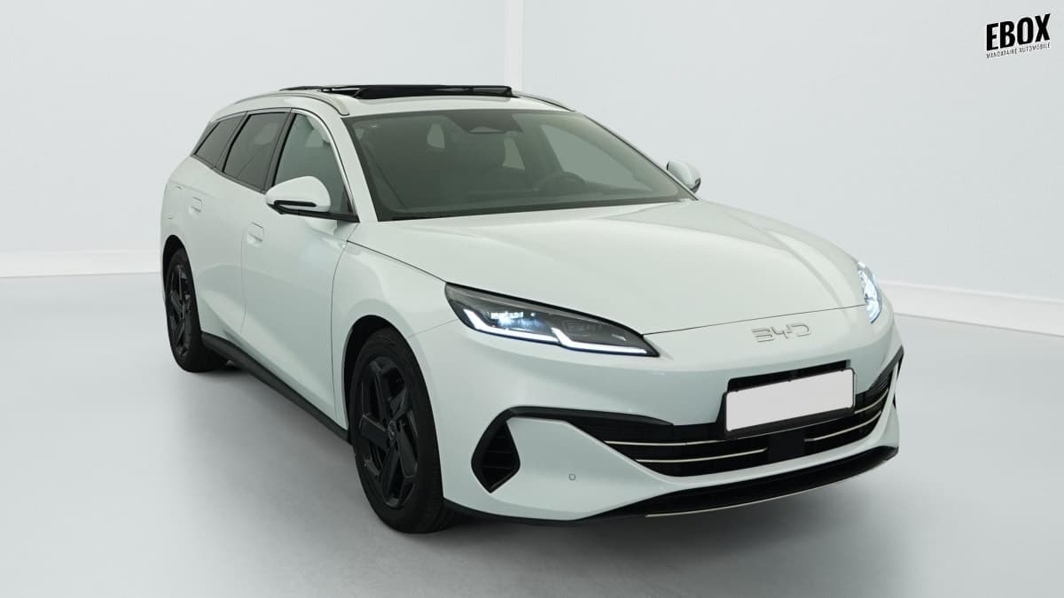 Photo de byd seal 6 (1)
