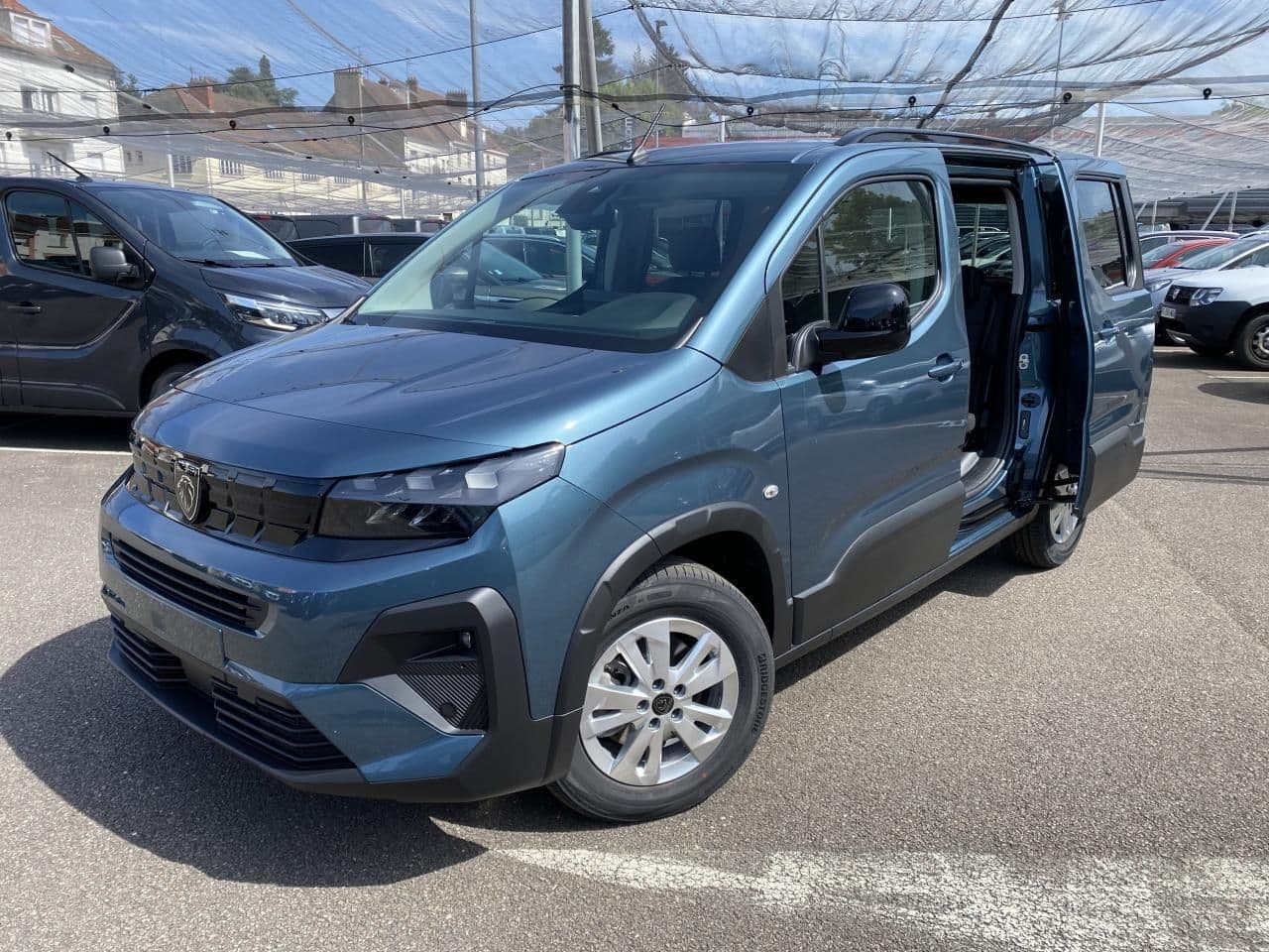 Photo de peugeot rifter (1)