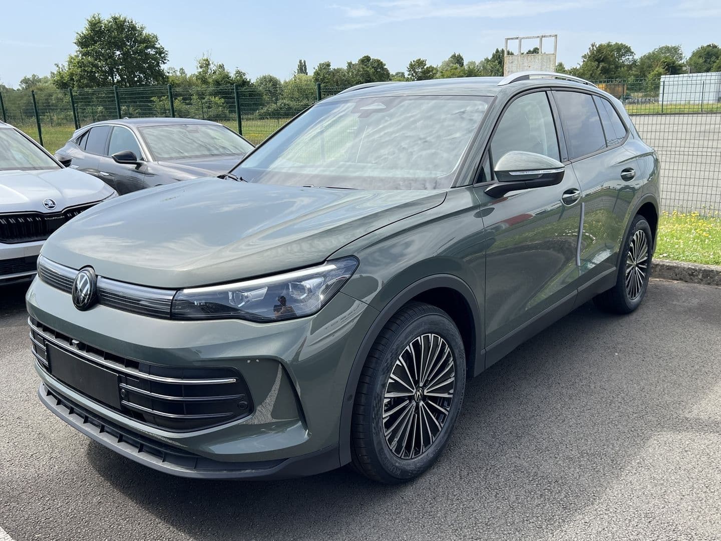 Photo de volkswagen tiguan (1)