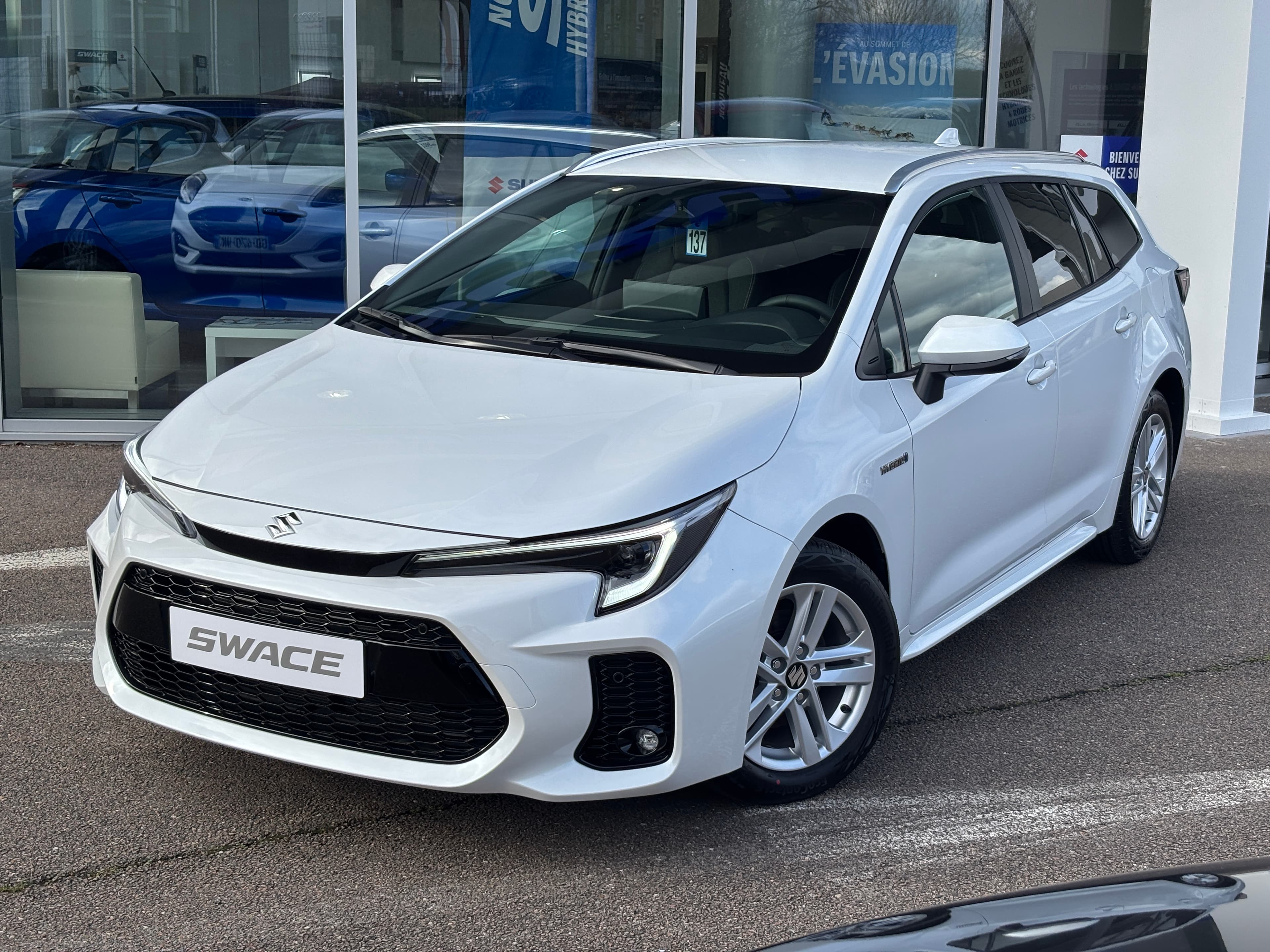 Photo de suzuki swace (1)