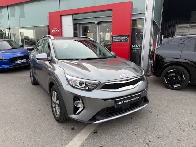 Photo de kia stonic (1)