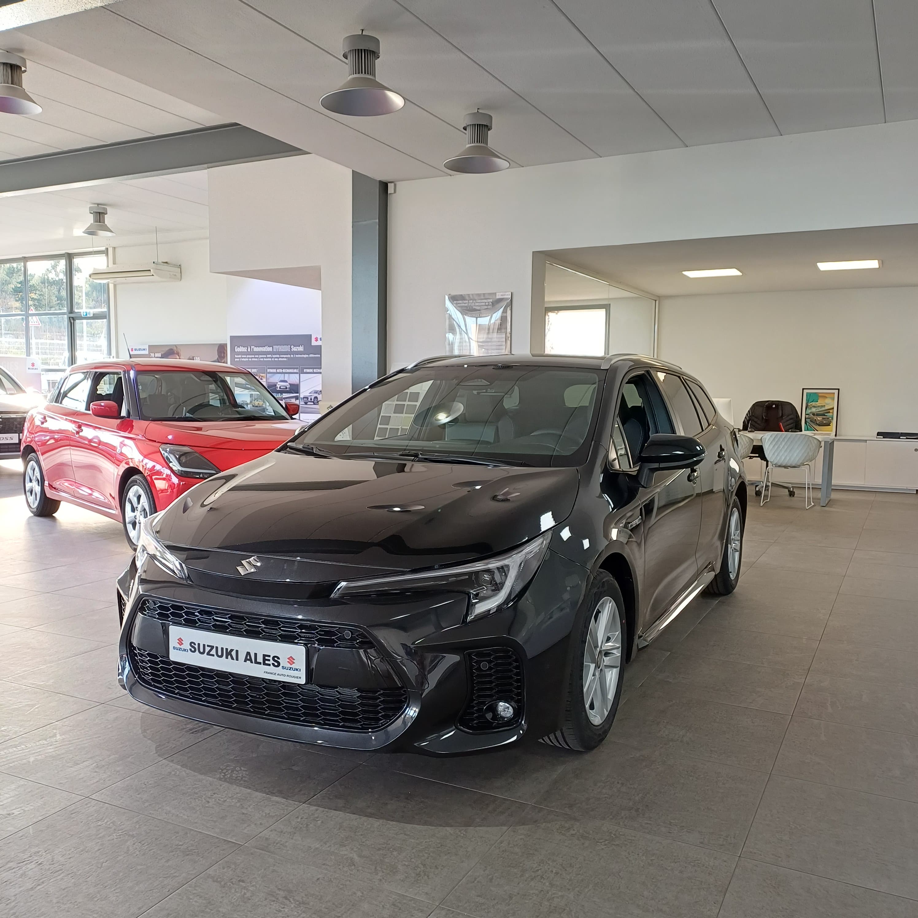 Photo de suzuki swace (1)